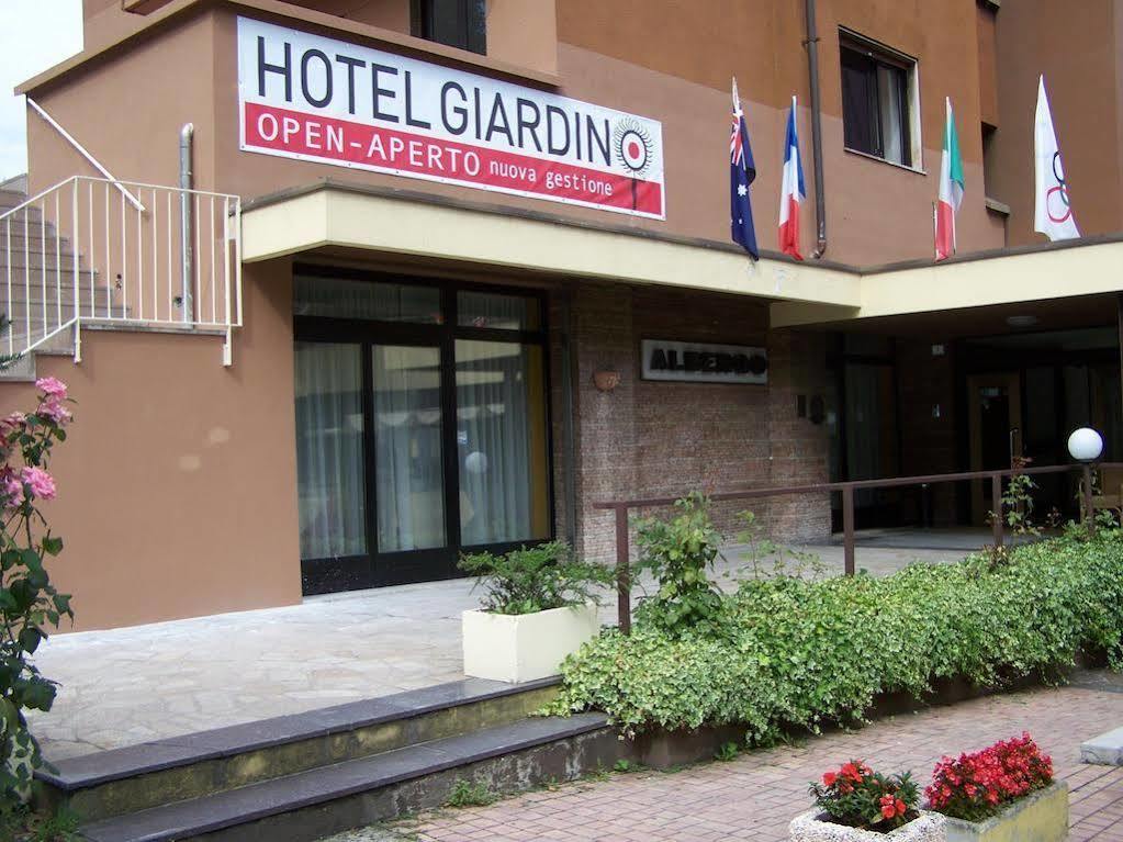 Hotel Giardino Breno Exterior photo